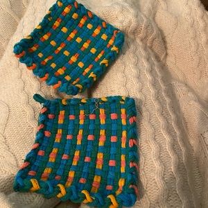 Set of two potholders